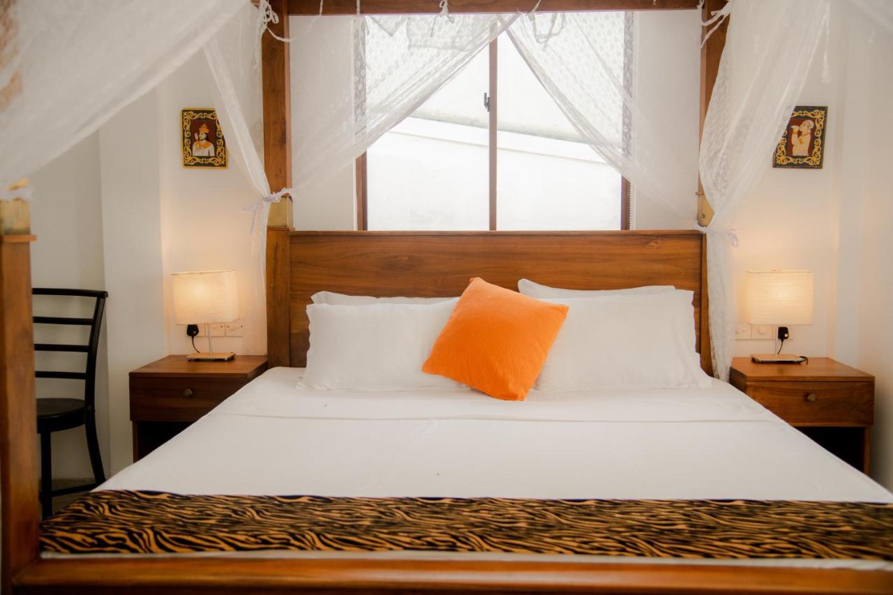 Sea Crest Beach Villa Ambalangoda  Dış mekan fotoğraf