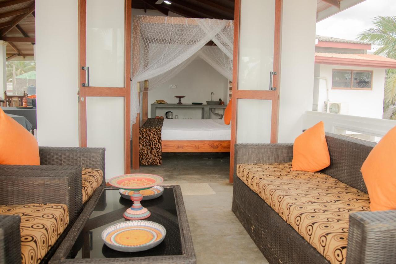 Sea Crest Beach Villa Ambalangoda  Dış mekan fotoğraf