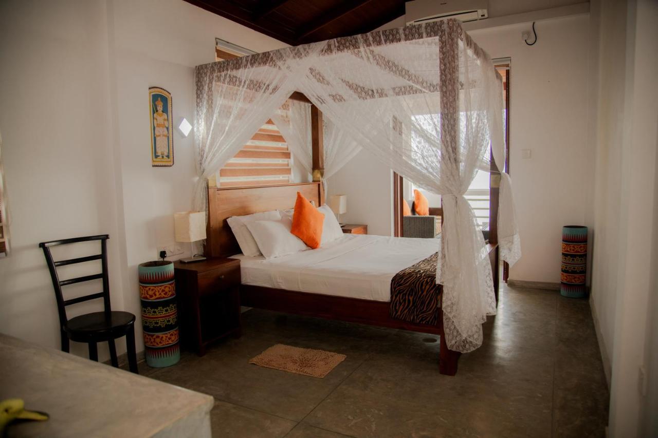 Sea Crest Beach Villa Ambalangoda  Dış mekan fotoğraf