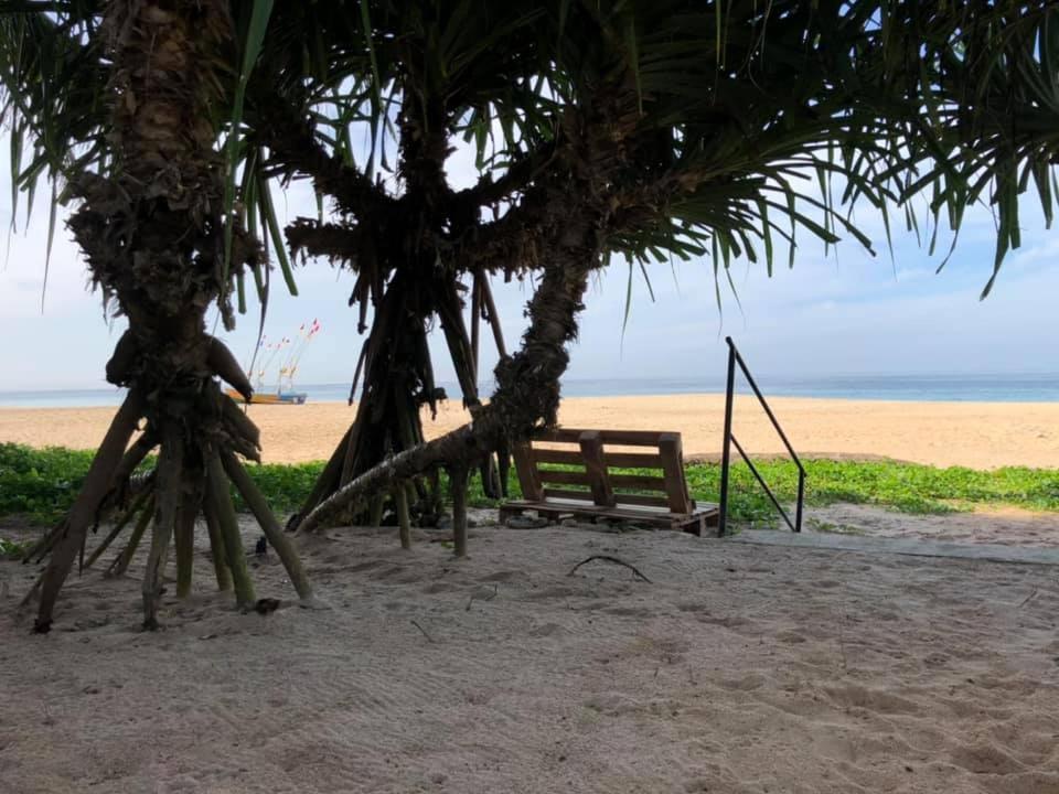 Sea Crest Beach Villa Ambalangoda  Dış mekan fotoğraf