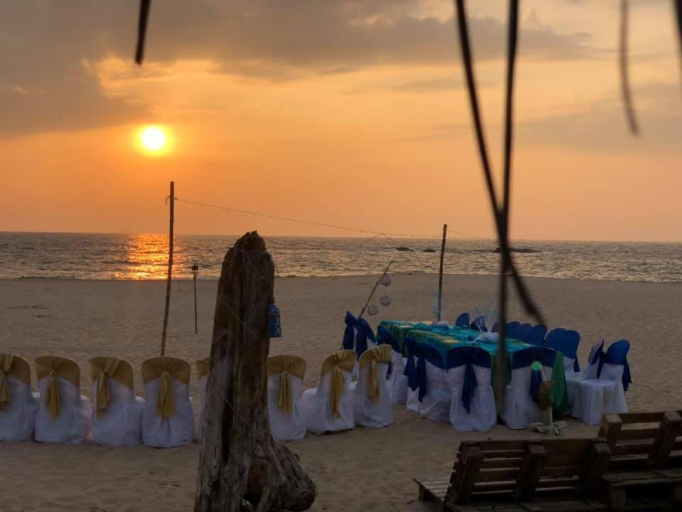 Sea Crest Beach Villa Ambalangoda  Dış mekan fotoğraf