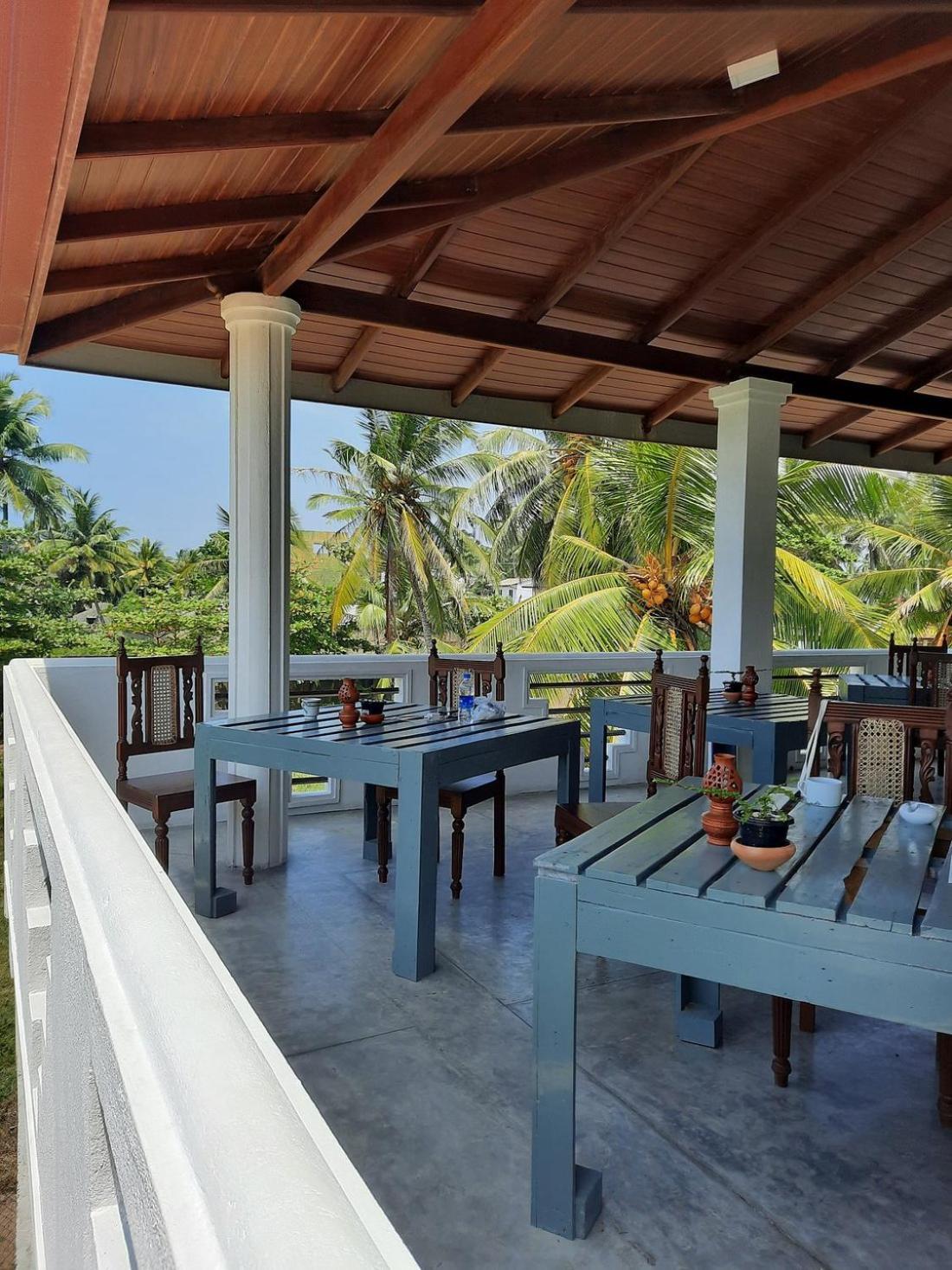 Sea Crest Beach Villa Ambalangoda  Dış mekan fotoğraf