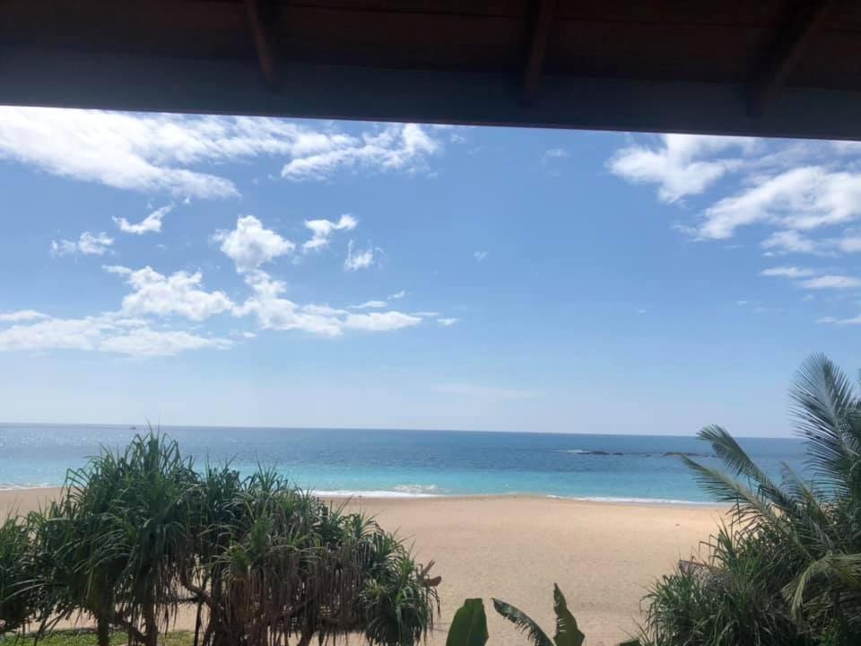 Sea Crest Beach Villa Ambalangoda  Dış mekan fotoğraf