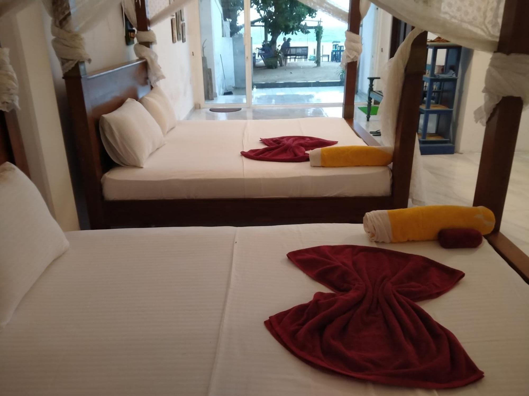 Sea Crest Beach Villa Ambalangoda  Dış mekan fotoğraf