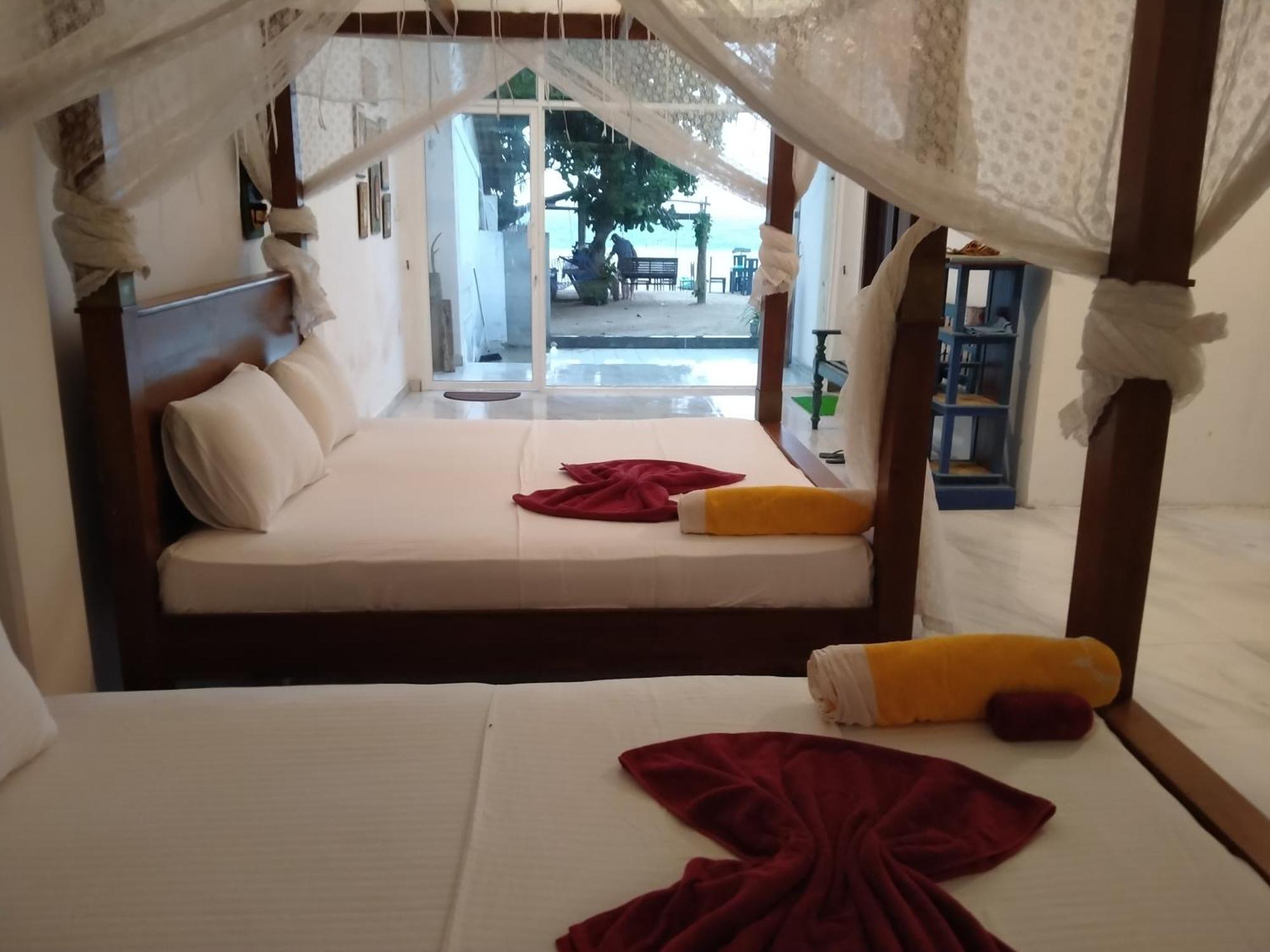 Sea Crest Beach Villa Ambalangoda  Dış mekan fotoğraf